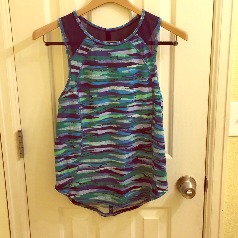 Lululemon top